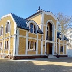 Реставрация лепнины,отделка забора. Парк Орленок